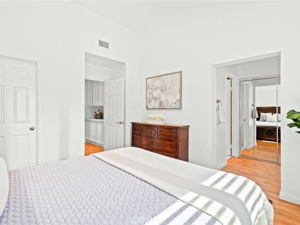 27 Sarena 38, Irvine CA 92612