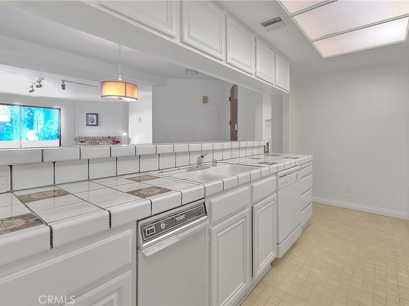 1663 Veteran Avenue 206, Los Angeles CA 90024