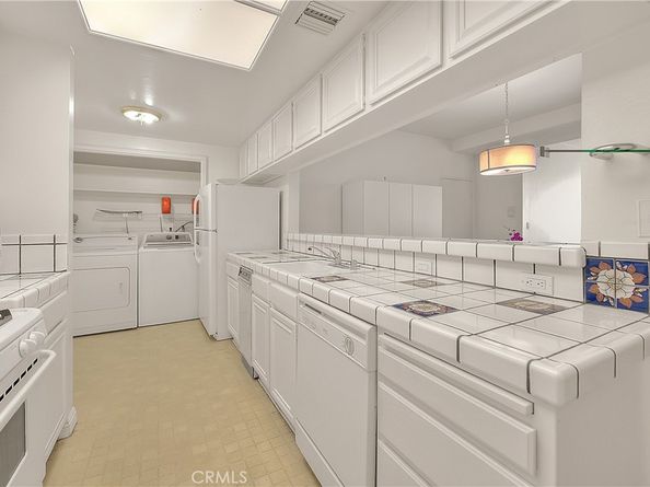 1663 Veteran Avenue 206, Los Angeles CA 90024