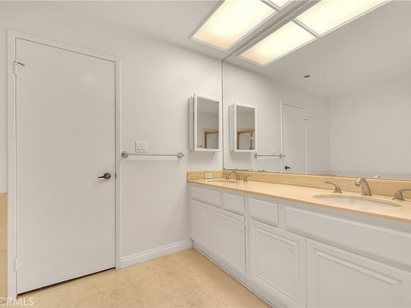 1663 Veteran Avenue 206, Los Angeles CA 90024