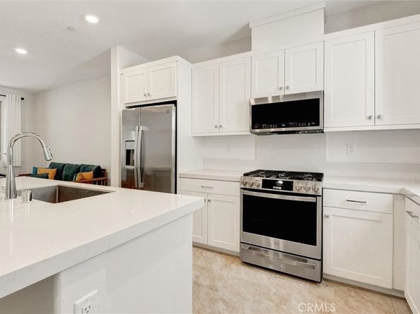 509 Tamarind Way B, West Covina CA 91791