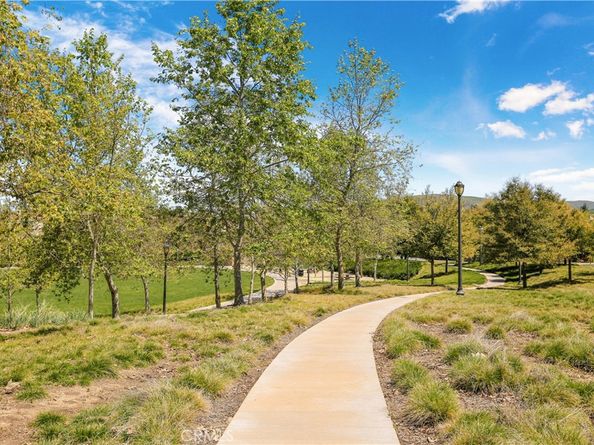 54 Hearst, Irvine CA 92620