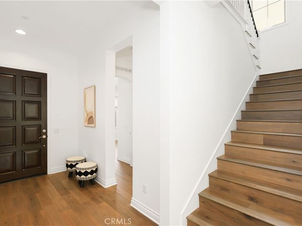 54 Hearst, Irvine CA 92620