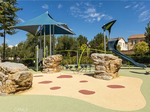 54 Hearst, Irvine CA 92620