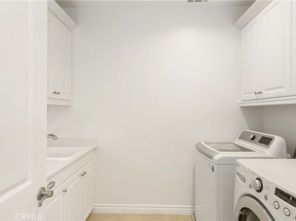 54 Hearst, Irvine CA 92620