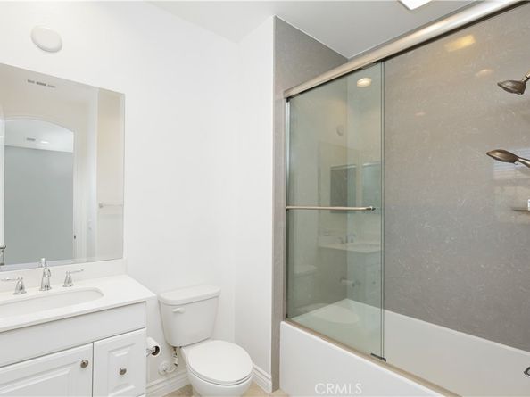 54 Hearst, Irvine CA 92620