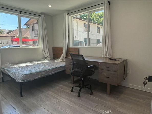 1420 W 22nd Street, Los Angeles CA 90007