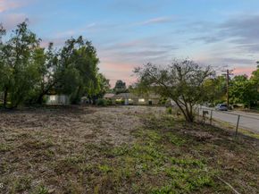 28461 W Driver Avenue, Agoura Hills CA 91301