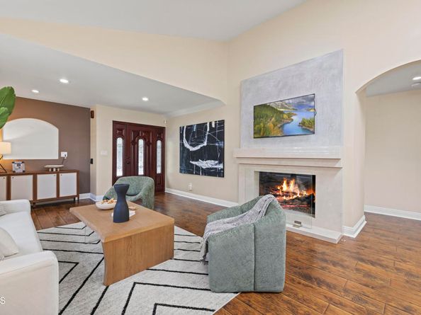 4961 Alcove Avenue, Valley Village CA 91607