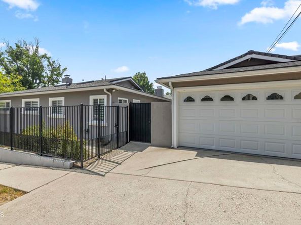 4961 Alcove Avenue, Valley Village CA 91607