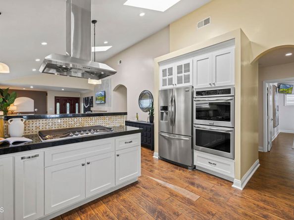 4961 Alcove Avenue, Valley Village CA 91607