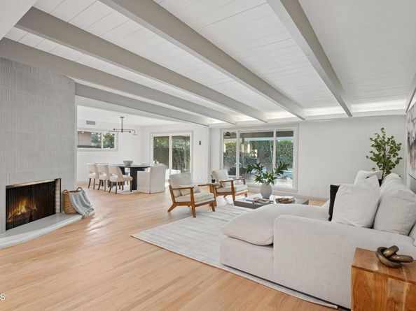 6043 Mary Ellen Avenue, Valley Glen CA 91401