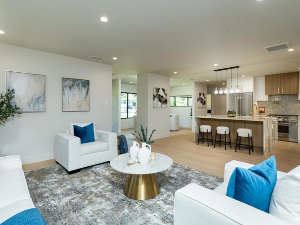 544 Pepper Street, Pasadena CA 91103