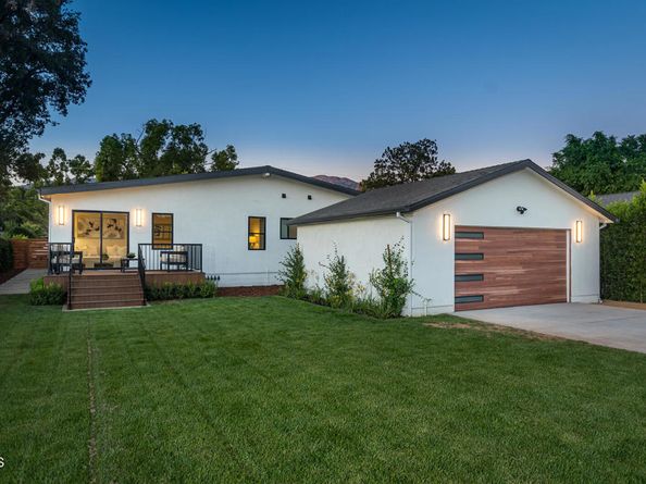 544 Pepper Street, Pasadena CA 91103