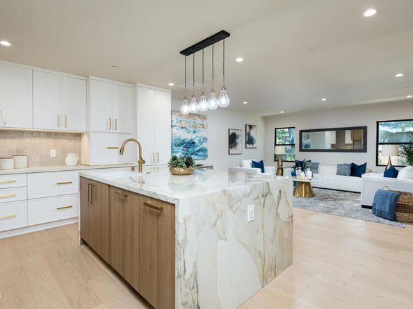 544 Pepper Street, Pasadena CA 91103