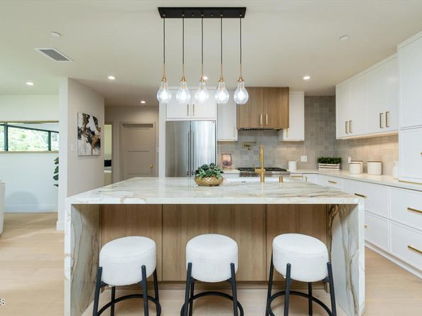 544 Pepper Street, Pasadena CA 91103