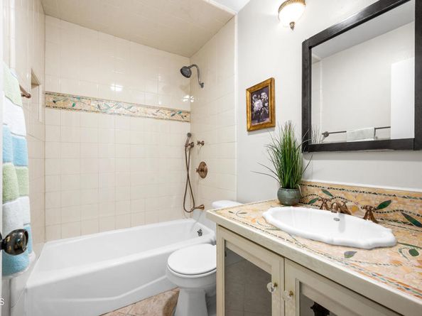 887 Temple Terrace, Los Angeles CA 90042