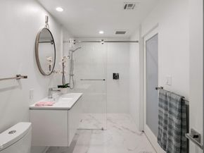 3351 Country Club Drive, Glendale CA 91208