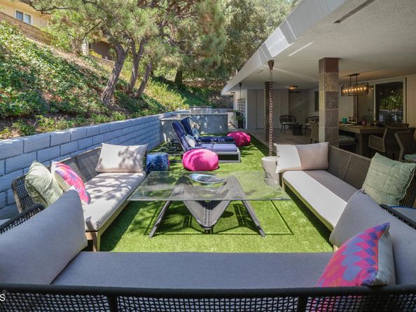 3351 Country Club Drive, Glendale CA 91208