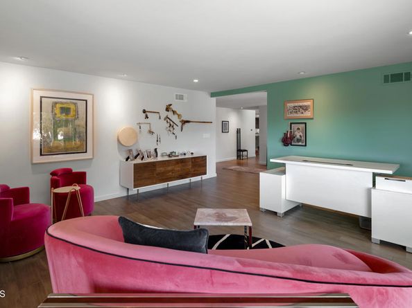 3351 Country Club Drive, Glendale CA 91208