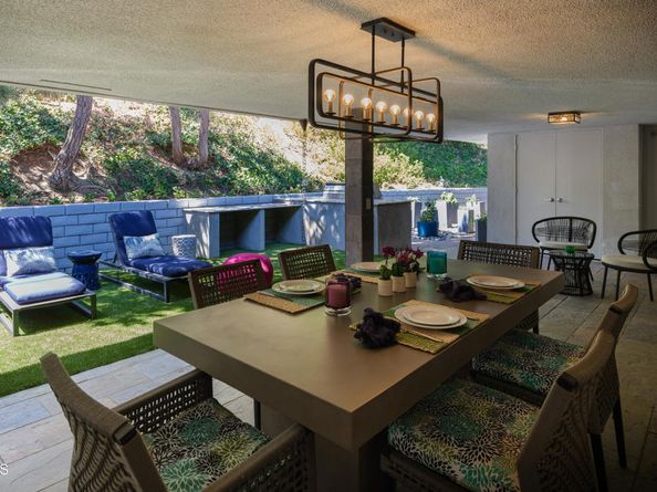 3351 Country Club Drive, Glendale CA 91208