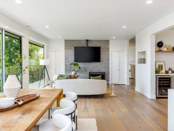 2065 Liliano Drive, Sierra Madre CA 91024