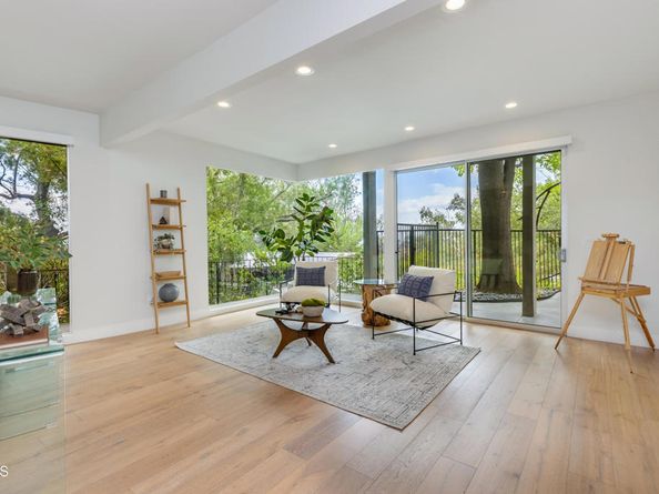 2065 Liliano Drive, Sierra Madre CA 91024