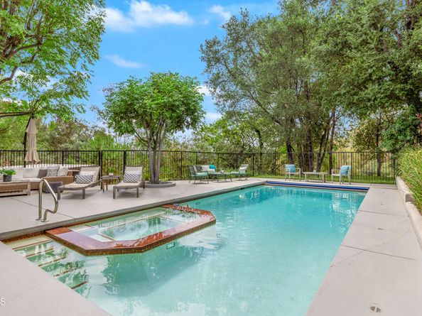 2065 Liliano Drive, Sierra Madre CA 91024