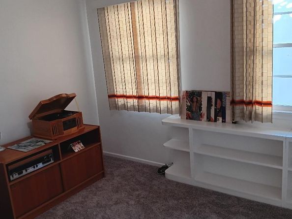 2345 El Sol Avenue, Altadena CA 91001