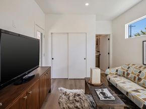 630 N Pasadena Avenue, Pasadena CA 91103