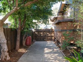 1046 N Michigan Avenue, Pasadena CA 91104