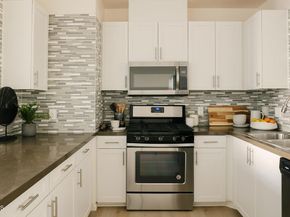 124 W Colorado Street 307, Glendale CA 91204