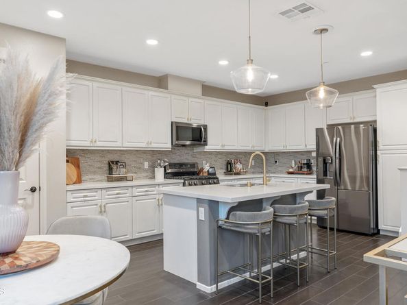 3350 E Yountville Drive 7, Ontario CA 91761