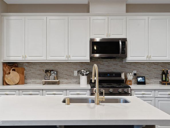 3350 E Yountville Drive 7, Ontario CA 91761