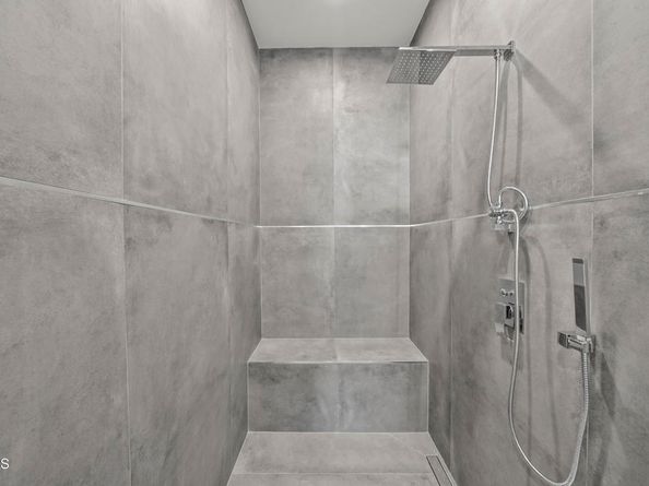 14145 Weddington Street, Sherman Oaks CA 91401