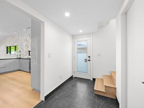 14145 Weddington Street, Sherman Oaks CA 91401