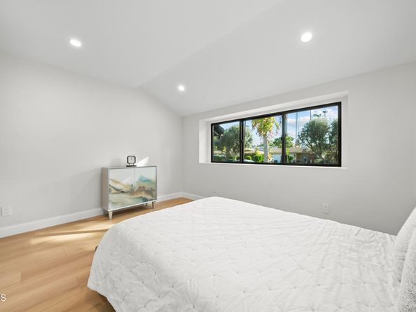 14145 Weddington Street, Sherman Oaks CA 91401