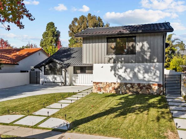14145 Weddington Street, Sherman Oaks CA 91401