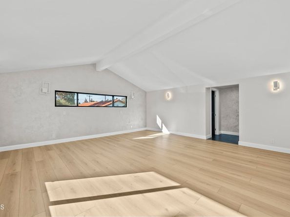 14145 Weddington Street, Sherman Oaks CA 91401