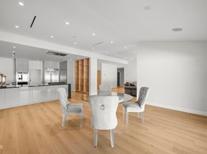 14145 Weddington Street, Sherman Oaks CA 91401