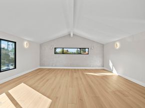 14145 Weddington Street, Sherman Oaks CA 91401