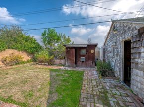 1920 N Screenland Drive, Burbank CA 91505