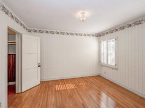 1920 N Screenland Drive, Burbank CA 91505