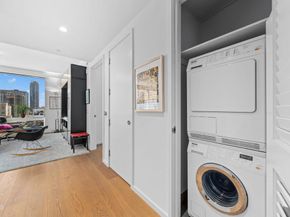 877 Francisco Street 1506, Los Angeles CA 90015