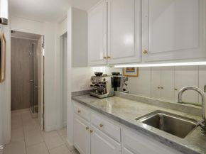 1105 S Orange Grove Boulevard, Pasadena CA 91105
