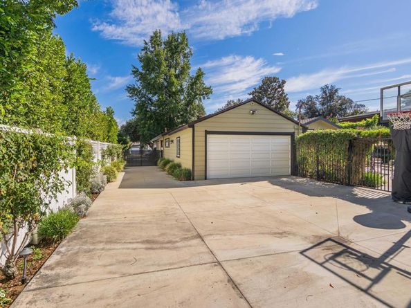 135 E Las Flores ave Avenue, Arcadia CA 91006