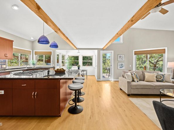 405 Woodcliffe Road, Pasadena CA 91105