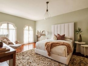 80 N Euclid Avenue 102, Pasadena CA 91101