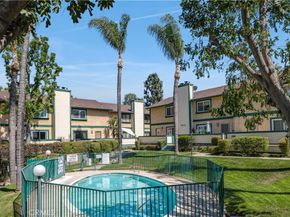 1618 S Mayflower B, Monrovia CA 91016