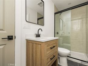 1911 W 65th, Los Angeles CA 90047